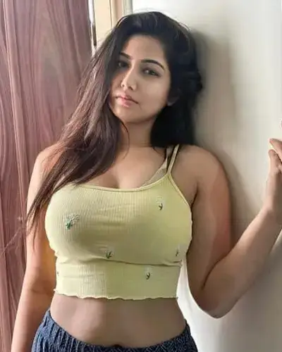 Escorts Lakhpat